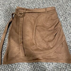 2 Sueded mini skirts black/brown